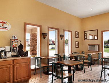 Rodeway Inn Effingham Exterior foto